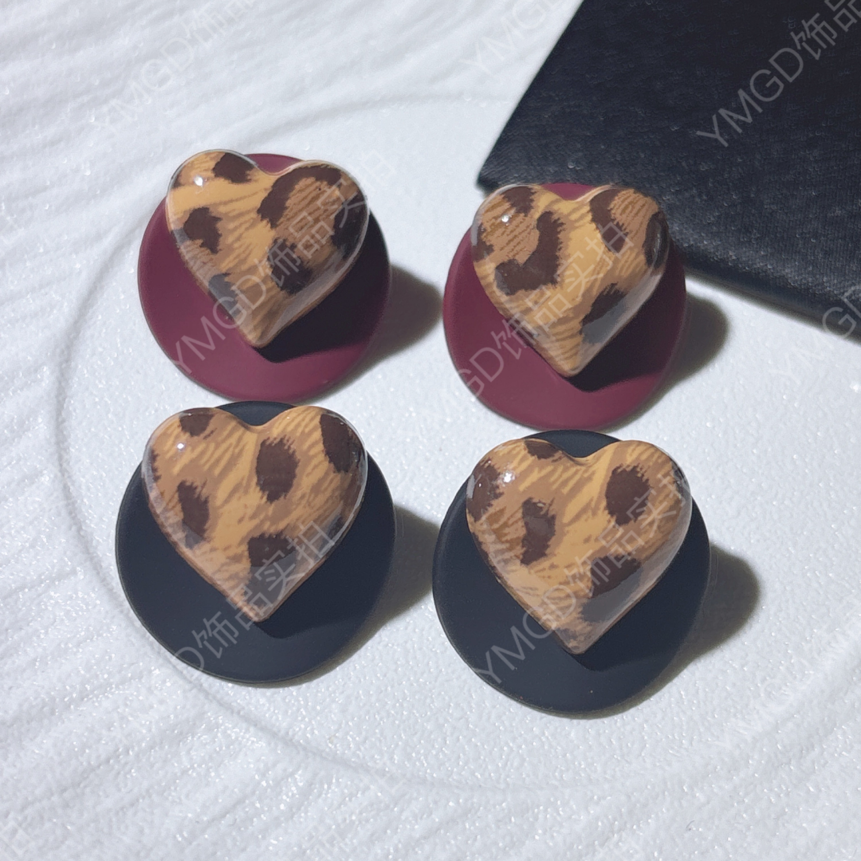 铜合金树脂耳饰 复古豹纹爱心耳钉欧美风高级感树脂耳环