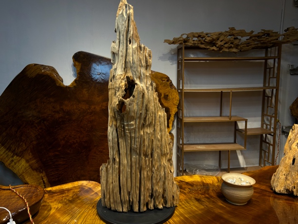 假山自然风化摆件高1.04米宽40cm