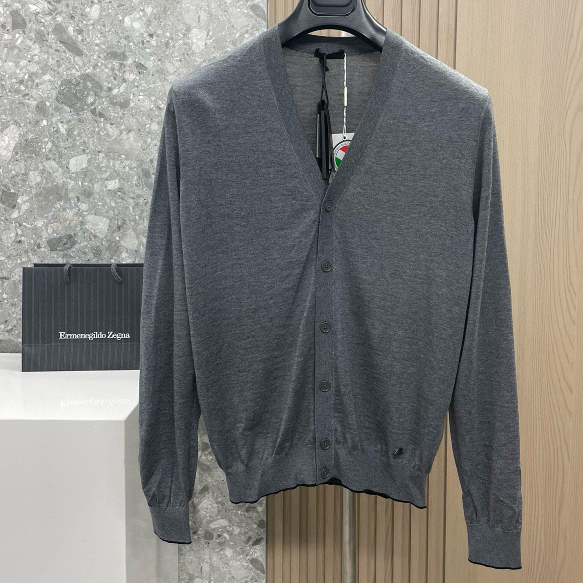 全新未使用  杰尼亚 130916 羊毛针织开衫