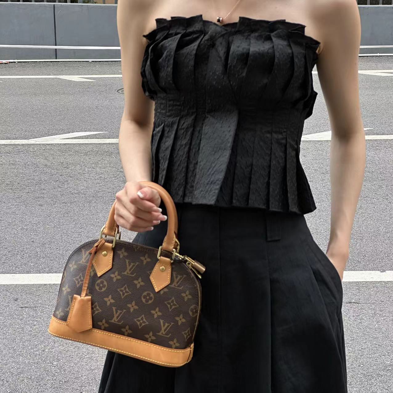 95新 LouisVuitton/路易威登 16305484 贝壳bb CT0125 24*18 