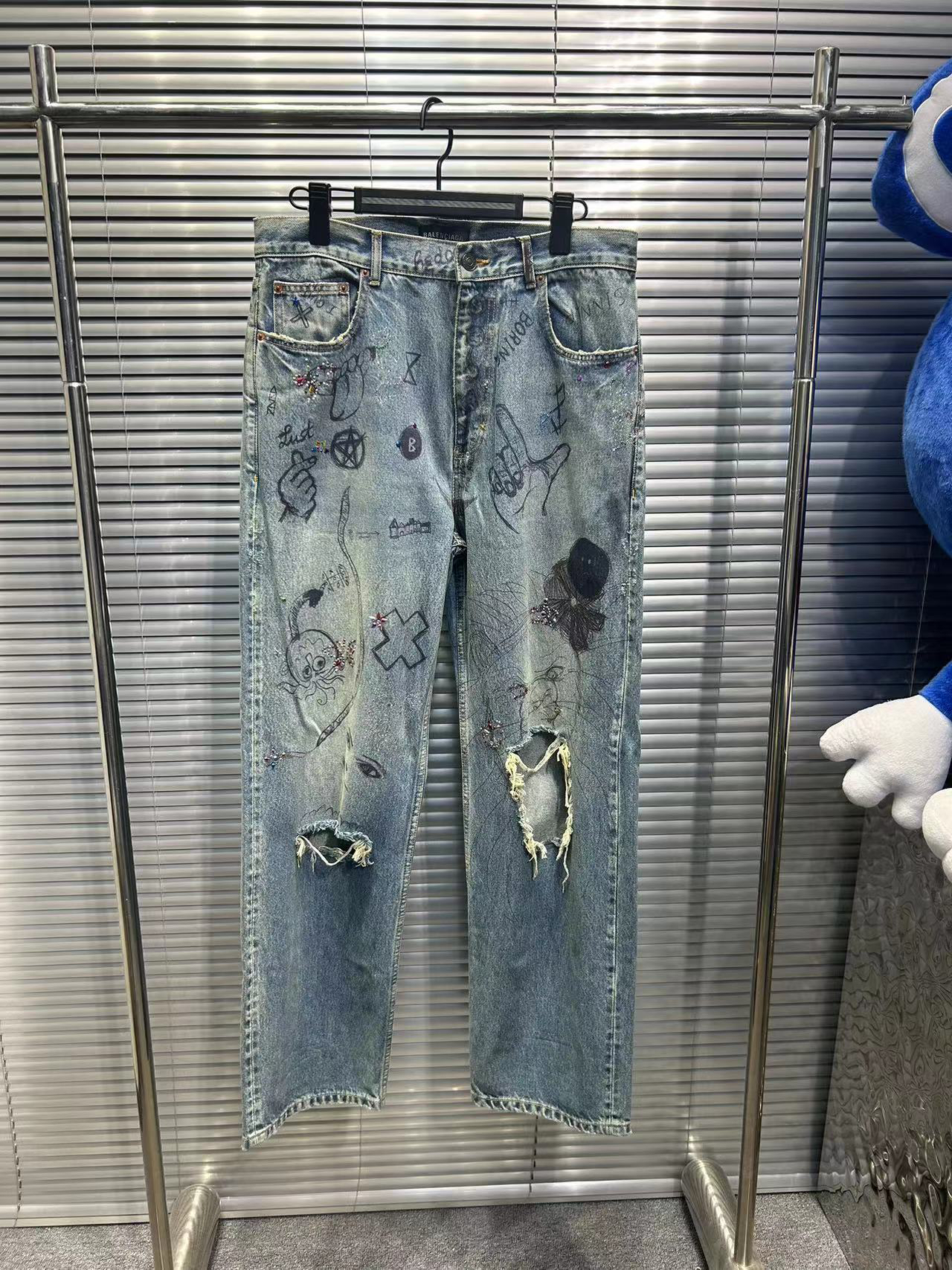 Balenciaga破坏涂鸦水钻蓝色水洗牛仔裤 os s尺码/全新/平台11999