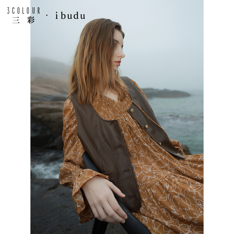 【籽言专属】三彩ibudu圆领短款PU仿皮外套单排扣无袖dbx