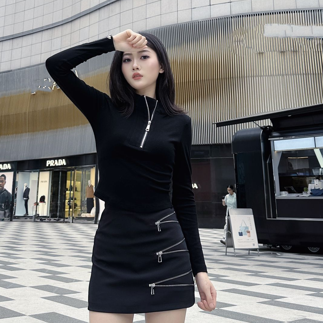 新姿奇多拉链装饰包臀短裙新款韩版洋气显高显瘦半身黑色短裙女