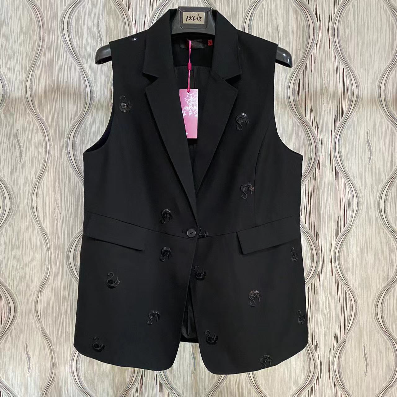 (X)胖人坊大码黑天鹅西装马甲4422         衣长75  120