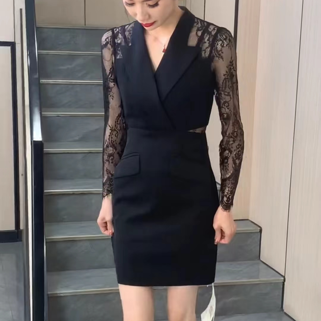  时尚气质修身显瘦拼接蕾丝短款包臀连衣裙FJ201301