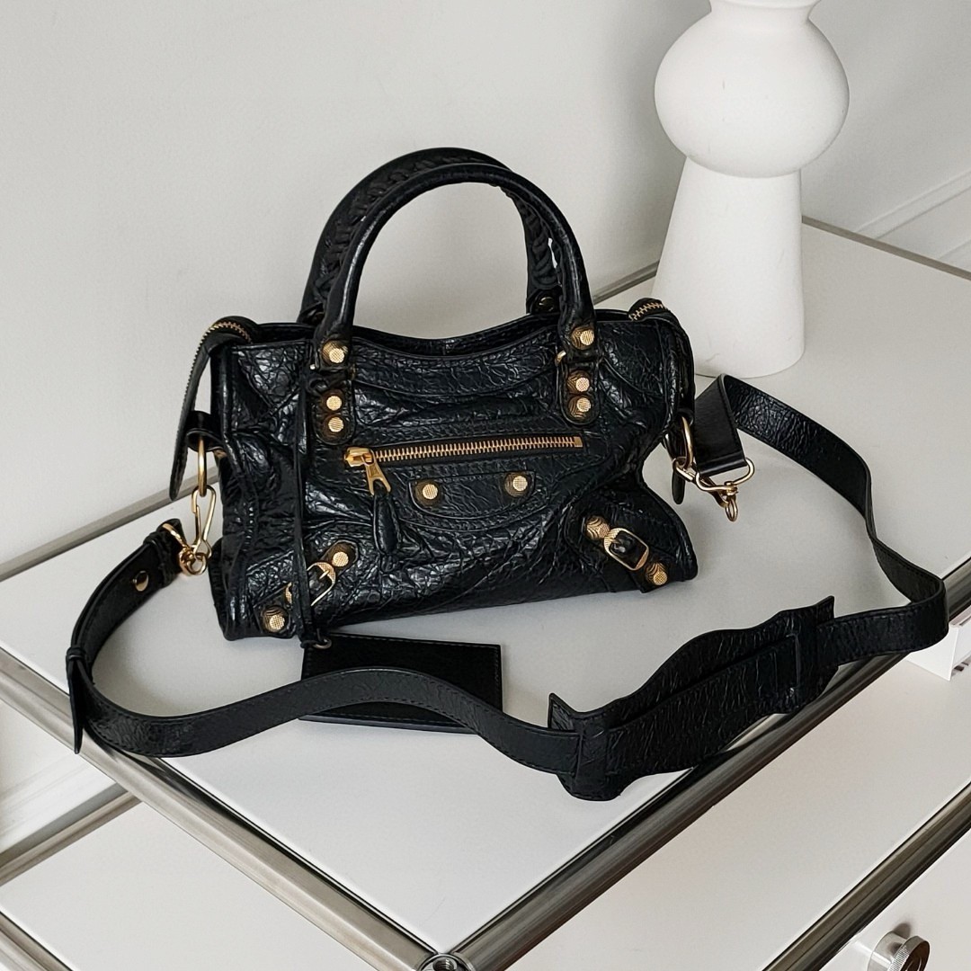 95新 Balenciaga/巴黎世家 Azul - 黑金羊皮机车mini手提包 36259