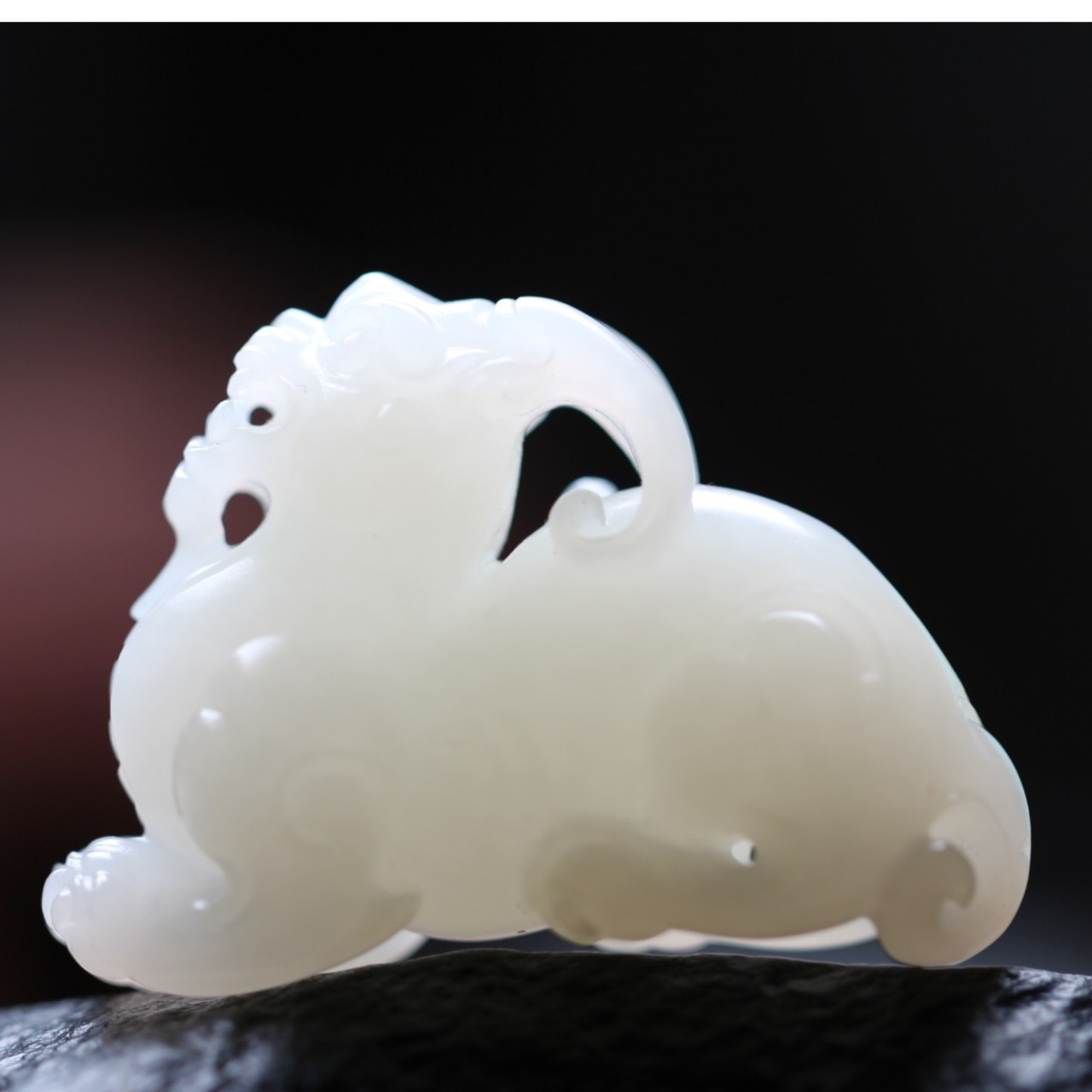 璟钰轩 新疆和田玉手工雕刻貔貅挂件白玉精雕仿古动物吊坠