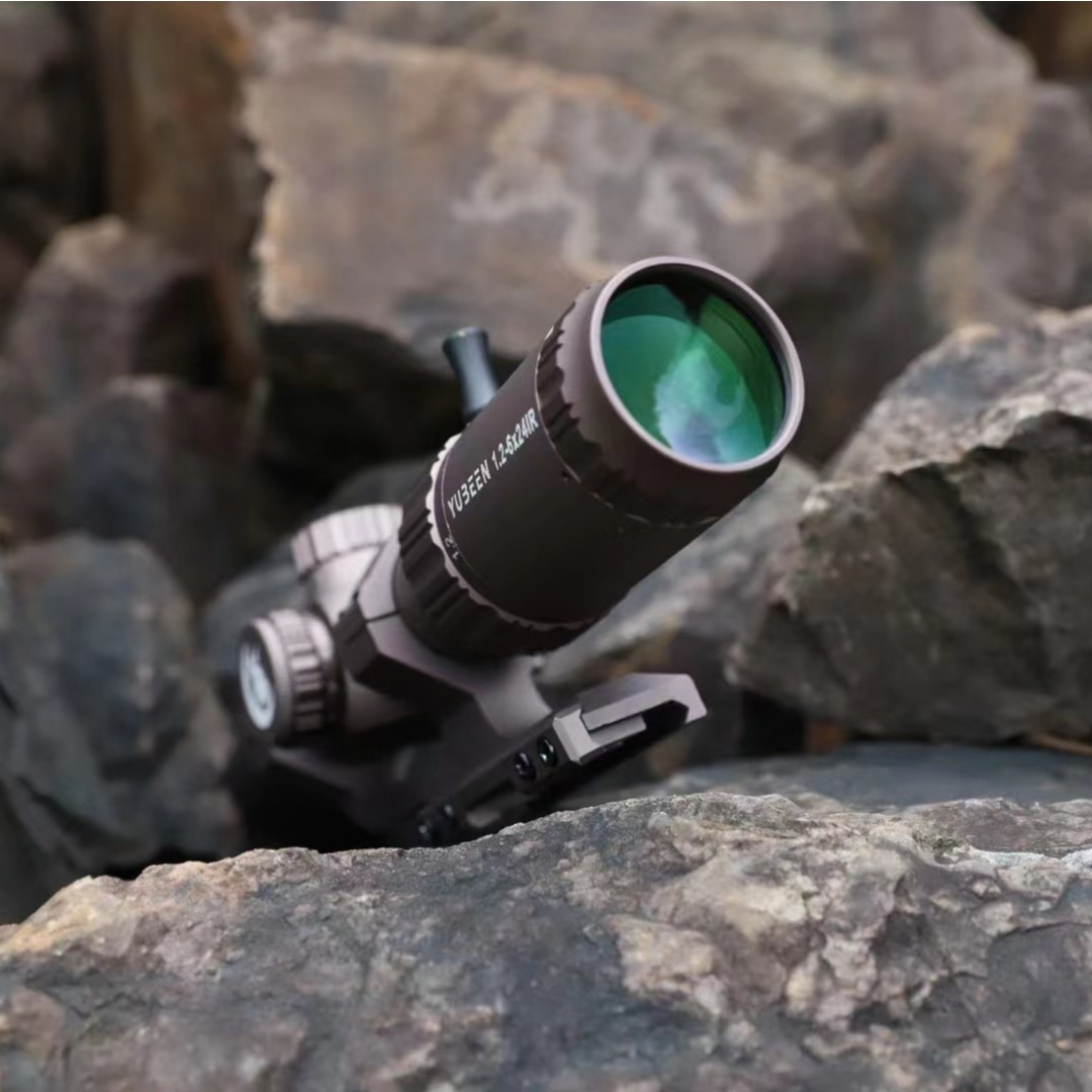 YUBEEN/驭兵VX1.2-6X24FFP IR狼棕色 数字风偏玻璃板分化 望远镜