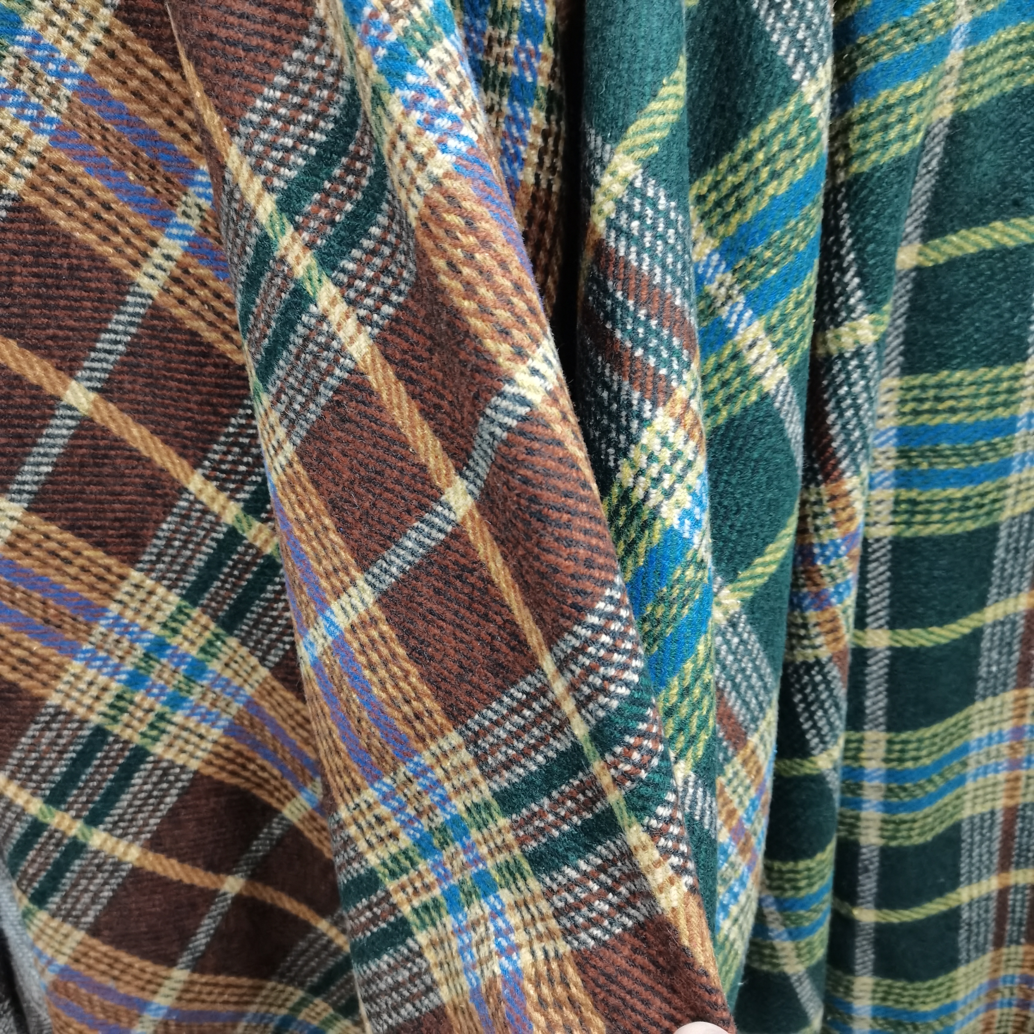 新款毛呢格子外套面料柔软透气高端时尚外套马甲裙面料套裙布料