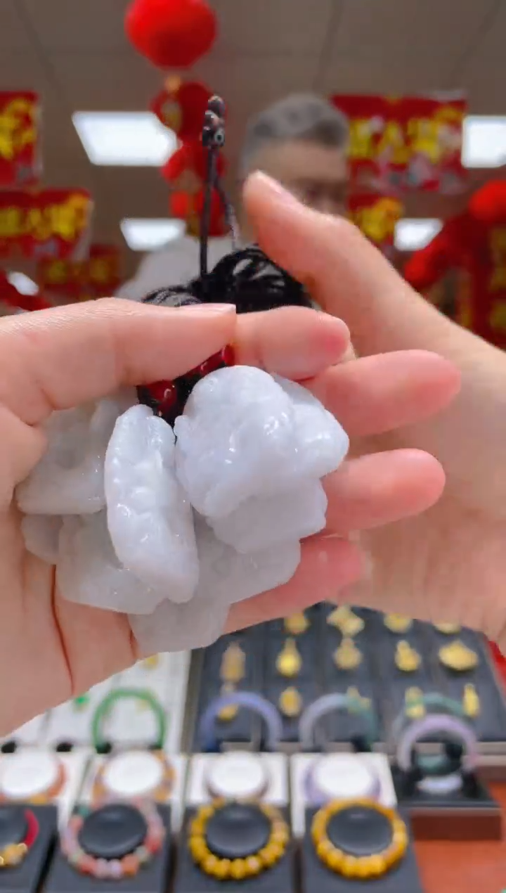 【闪购商品】翡翠颈饰未镶嵌观音吊坠多样性发货拍一发一