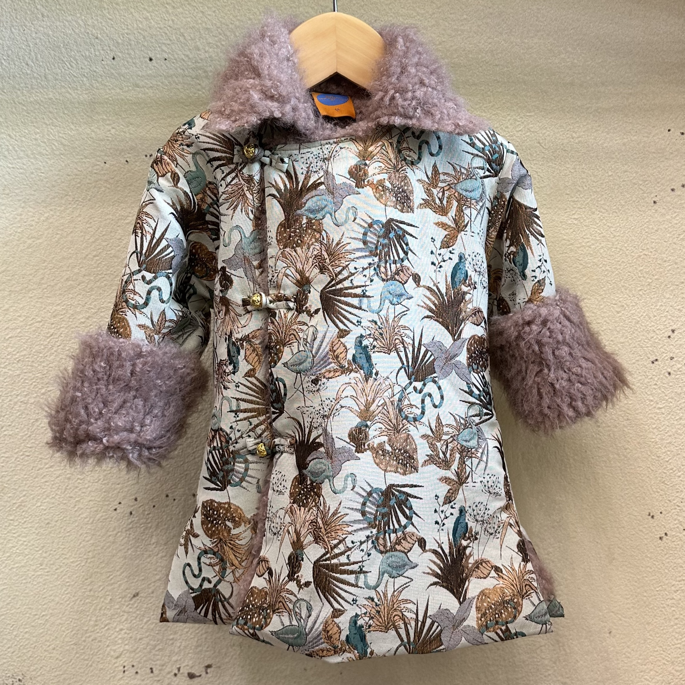 民族童装、冬季女宝宝外套新款加毛长款藏装藏式童装冬装加厚保暖