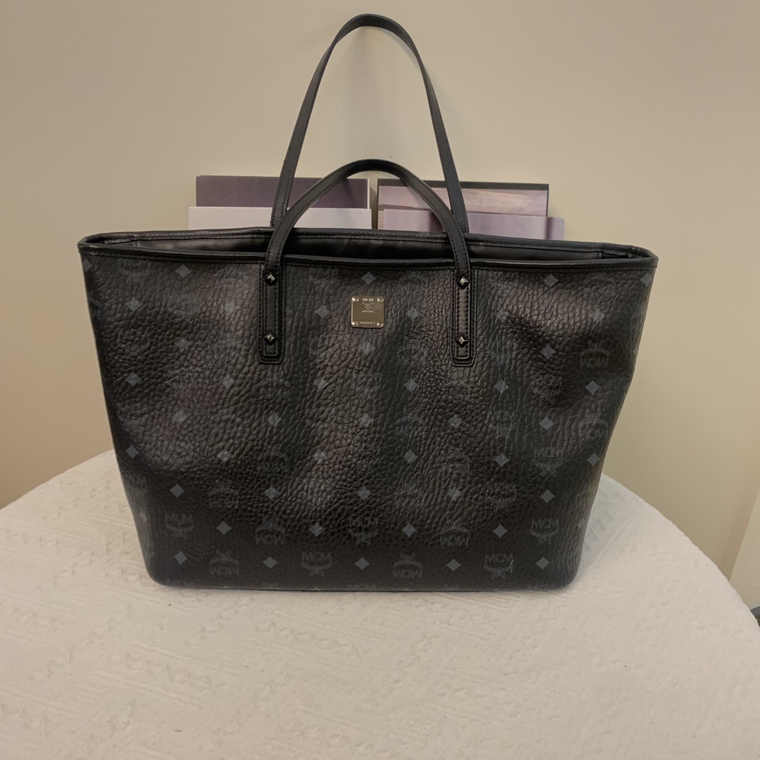 95新 MCM  黑色老花tote包  
