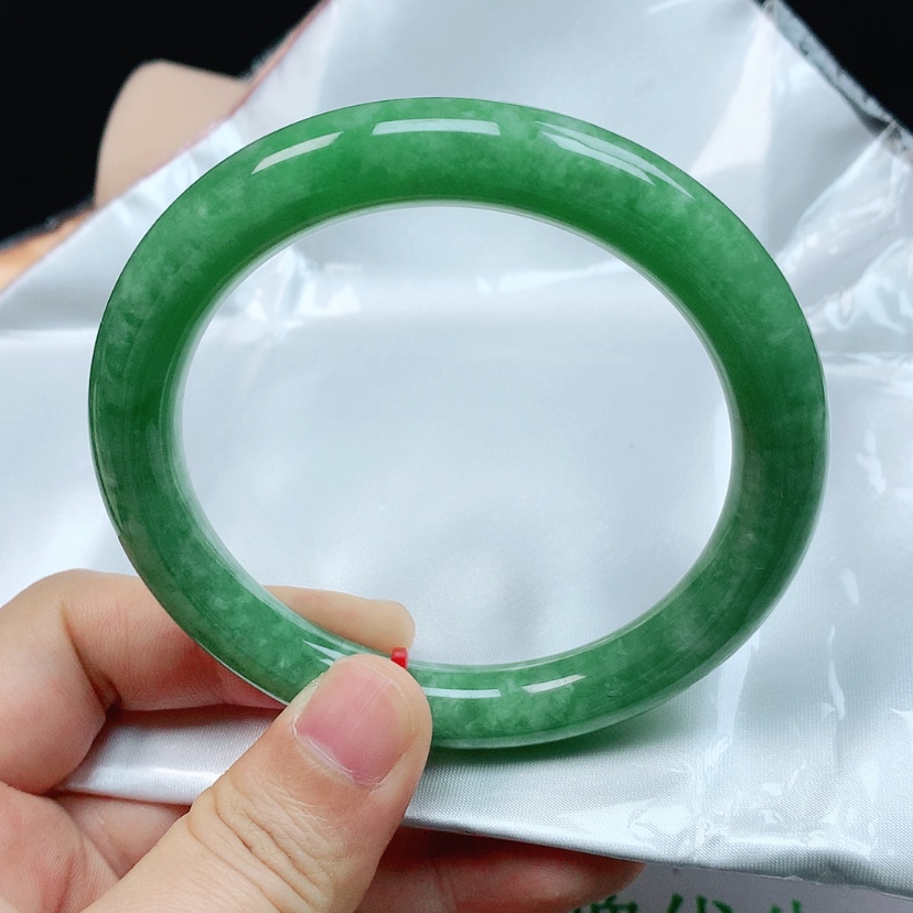 【闪购商品】翡翠手镯未镶嵌