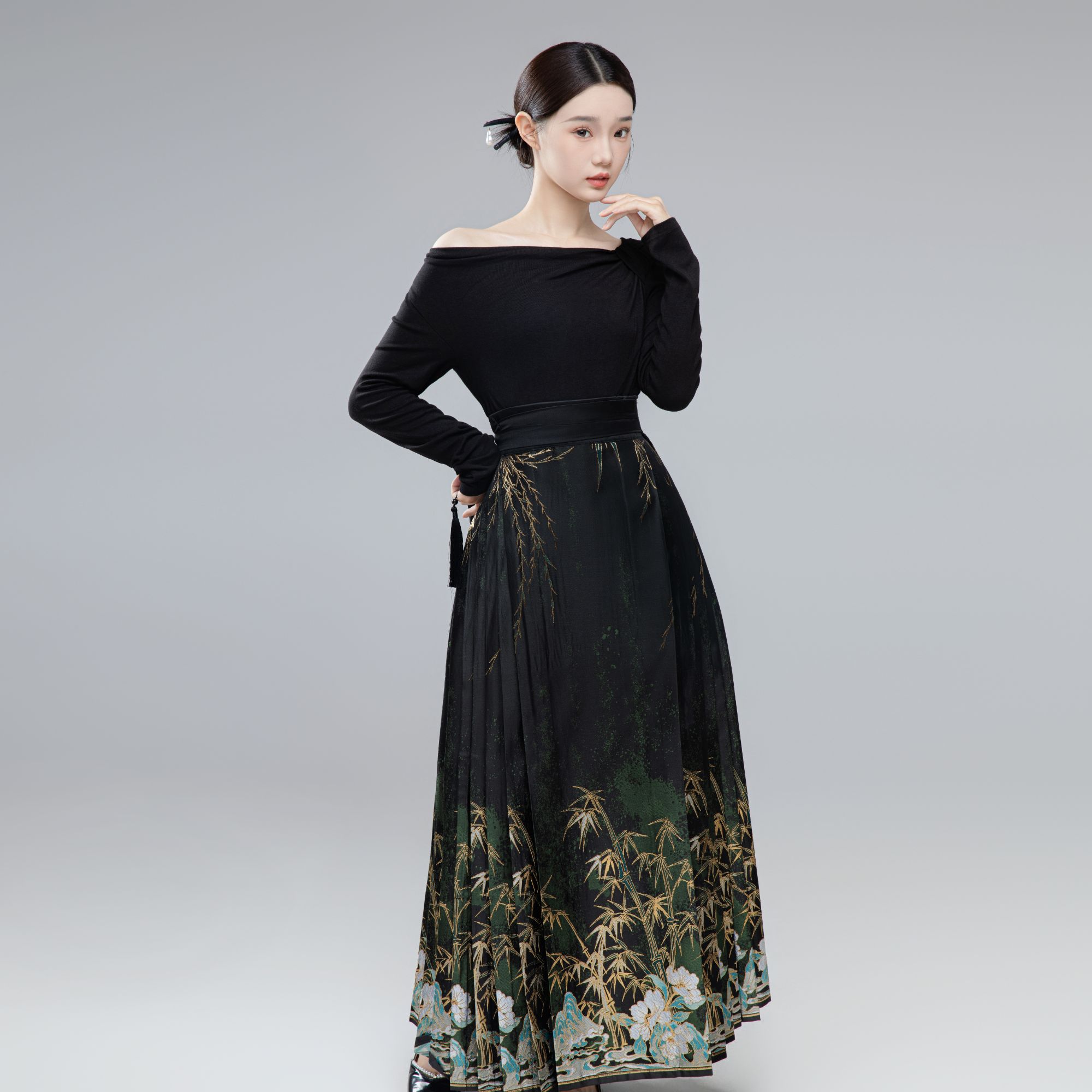 丞纪司原创【竹影】黑色墨染织金妆花可日常汉服百搭秋上新款马面裙