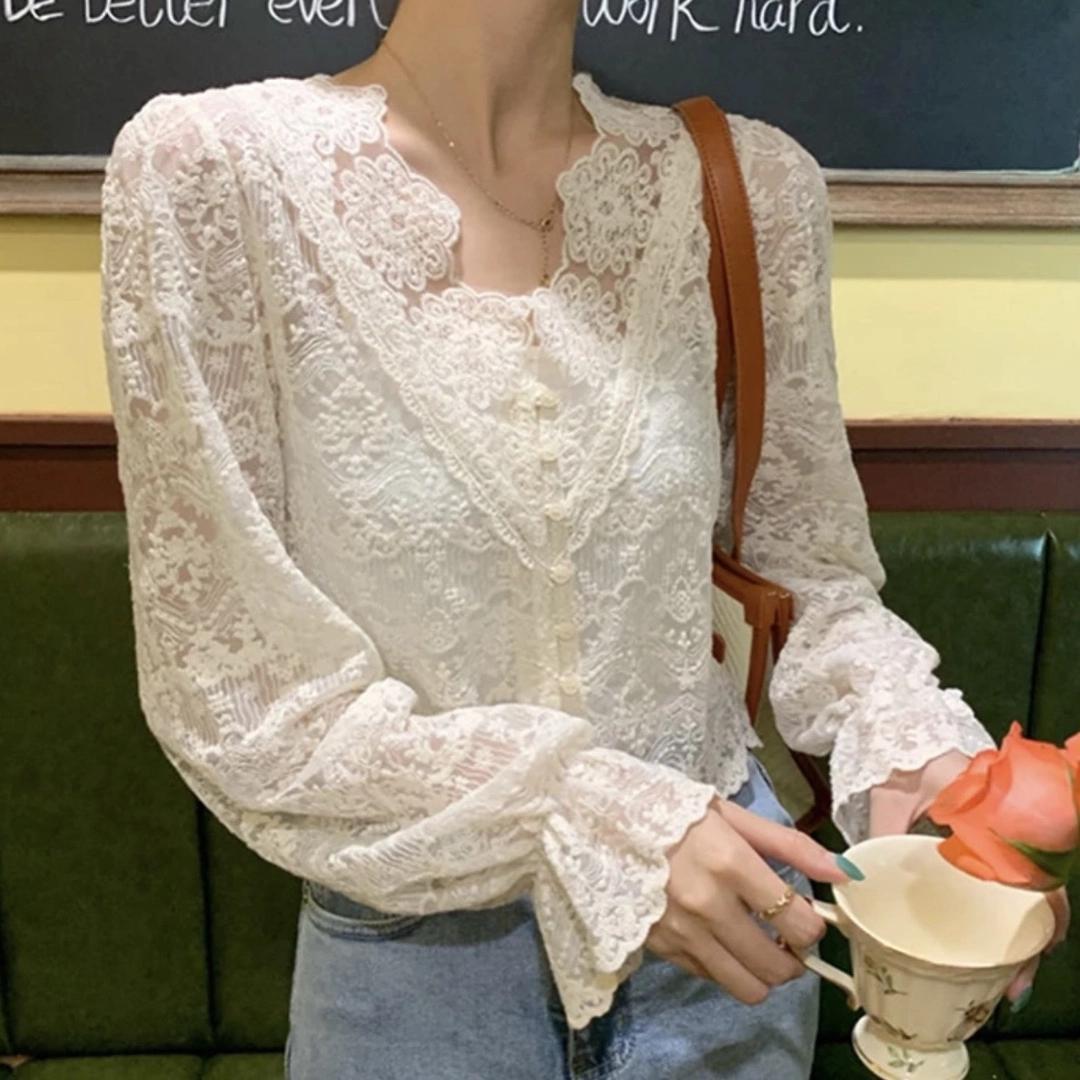 大码薄款长袖蕾丝衬衫女2025新款秋季独特绝美小衫胖MM显瘦小上衣