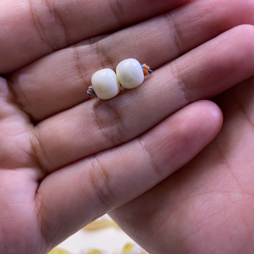 【闪购商品】琥珀裸石未镶嵌雨**香