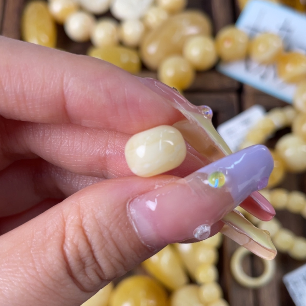 【闪购商品】琥珀裸石未镶嵌90