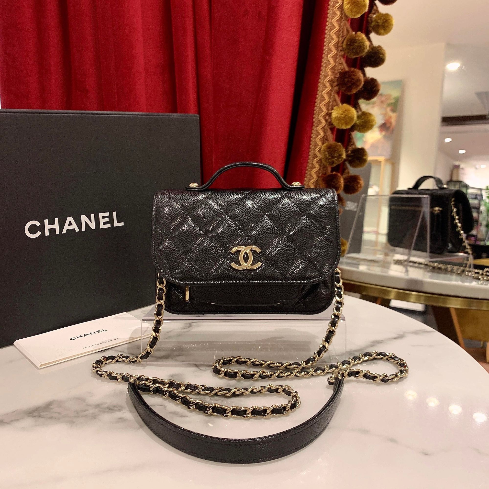 95新 Chanel/香奈儿 GGS丨22b邮差mini黑金荔枝芯片款/24753765