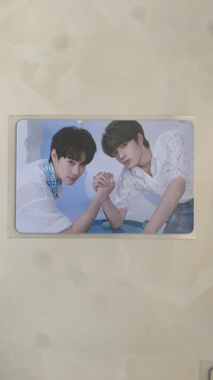 时代少年团卡册卡