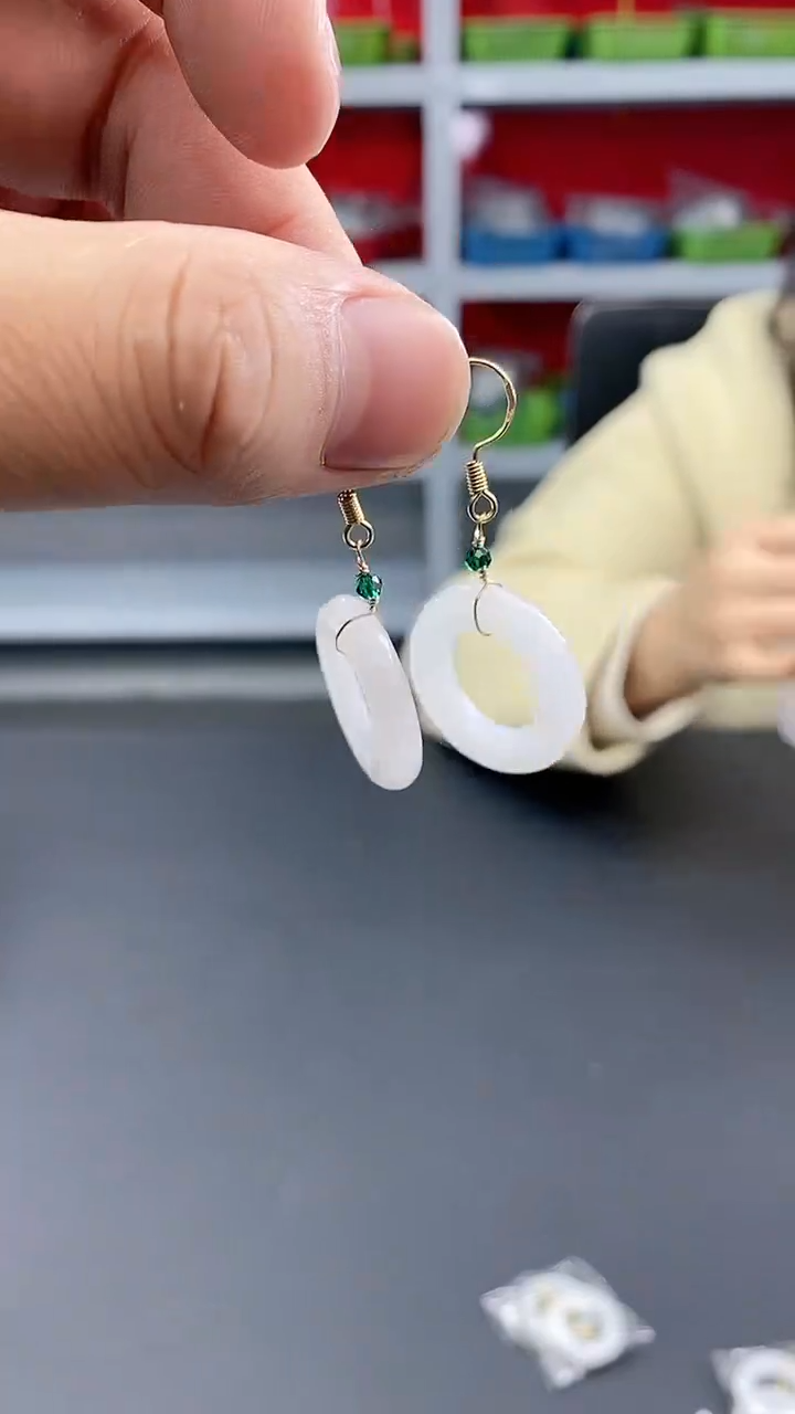 【闪购商品】和田玉（白玉）耳饰未镶嵌9142