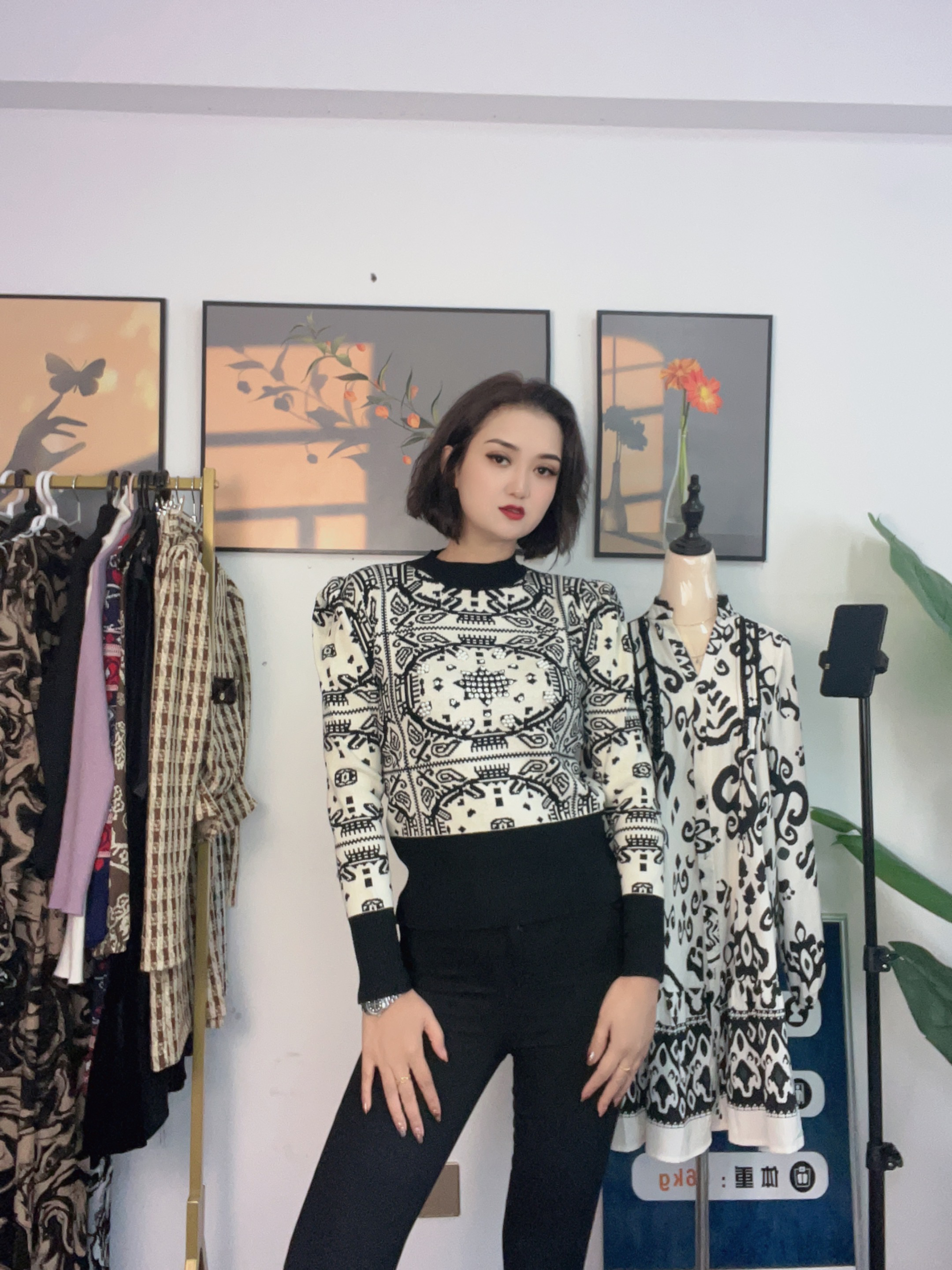 欧货重工太阳花钉珠毛衣女 时尚半高领内搭宽松针织衫打底衫上衣