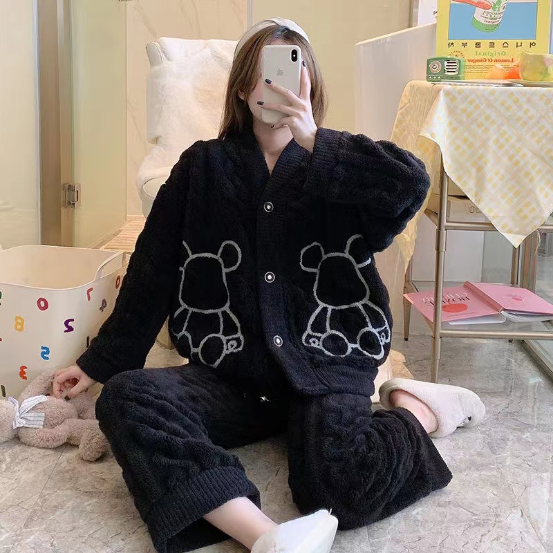 【黑红色双边熊】冬季新款珊瑚绒睡衣女士加厚小香风外穿家居服套装