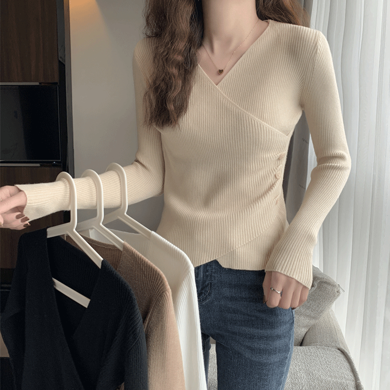 秋冬新款毛衣打底衫女内搭洋气修身显瘦不规则针织衫别致v领上衣