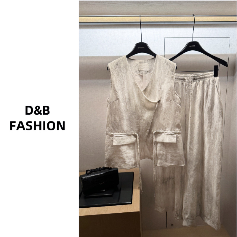 新款高级感马甲上衣高腰阔腿裤套装两件套8816