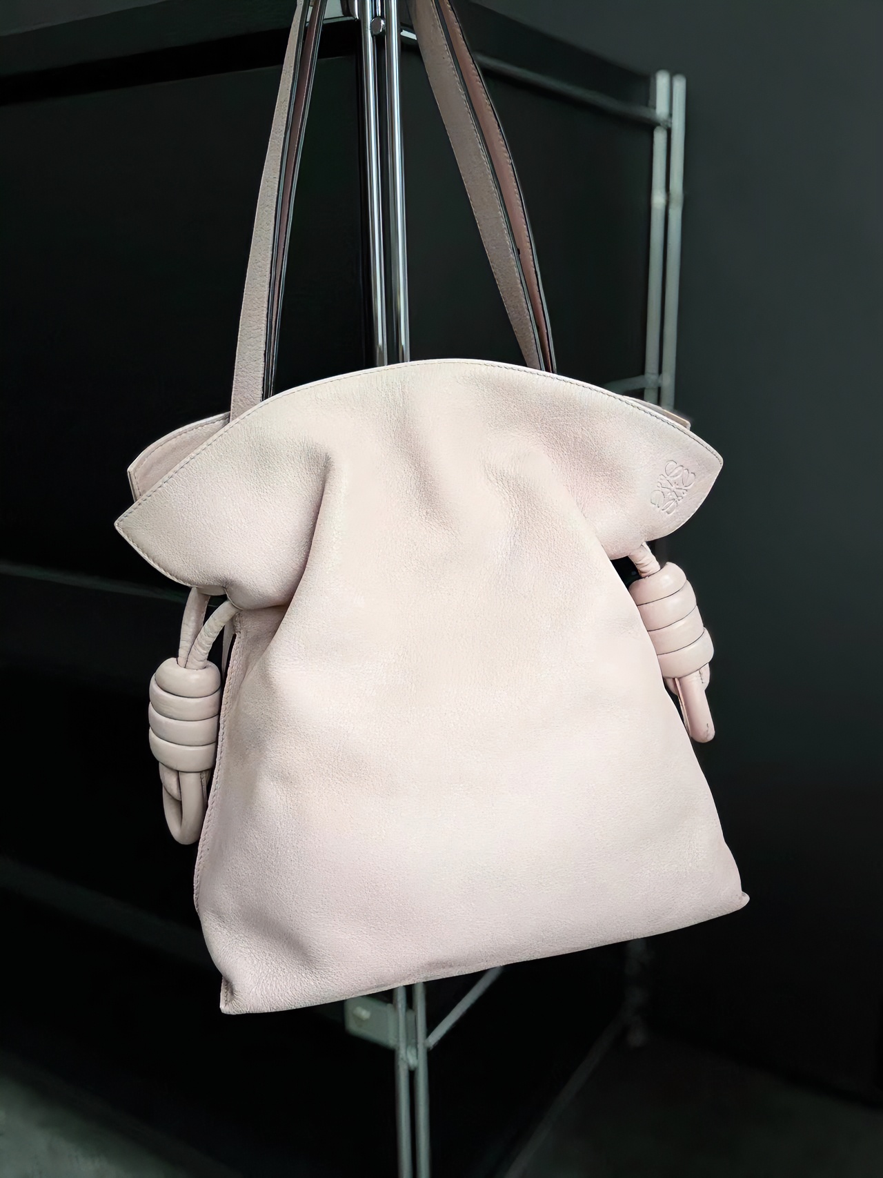 95新 LOEWE/罗意威 CS4375/ 中号粉色福袋 斜挎包