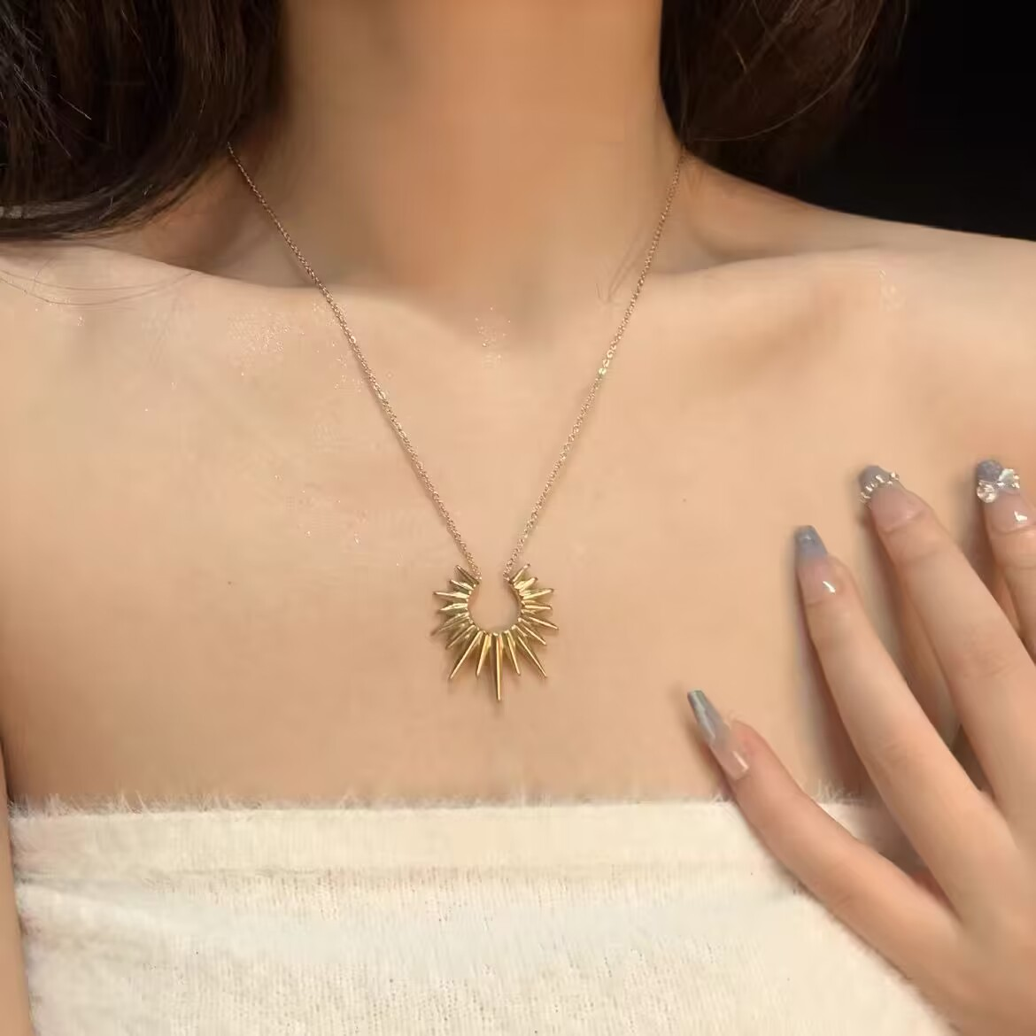 颜词 钛钢项链 太阳花项链轻奢气质锁骨链时尚百搭欧美风高级感
