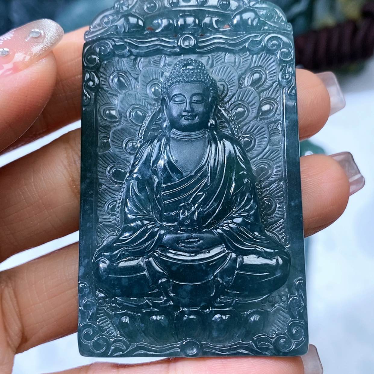 【闪购商品】翡翠颈饰未镶嵌M**郭