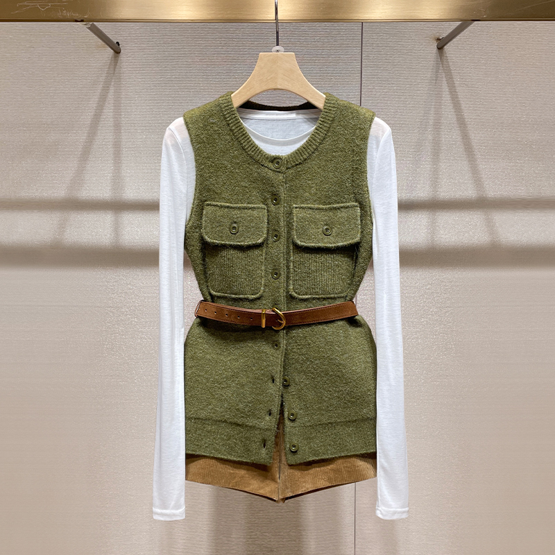 今年流行的女装搭配套装2025秋季新款打底t恤老钱风针织马甲短裤