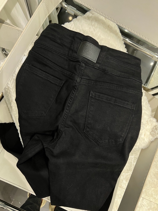 虫虫屋–冬款腰部黑皮加绒小脚裤050056