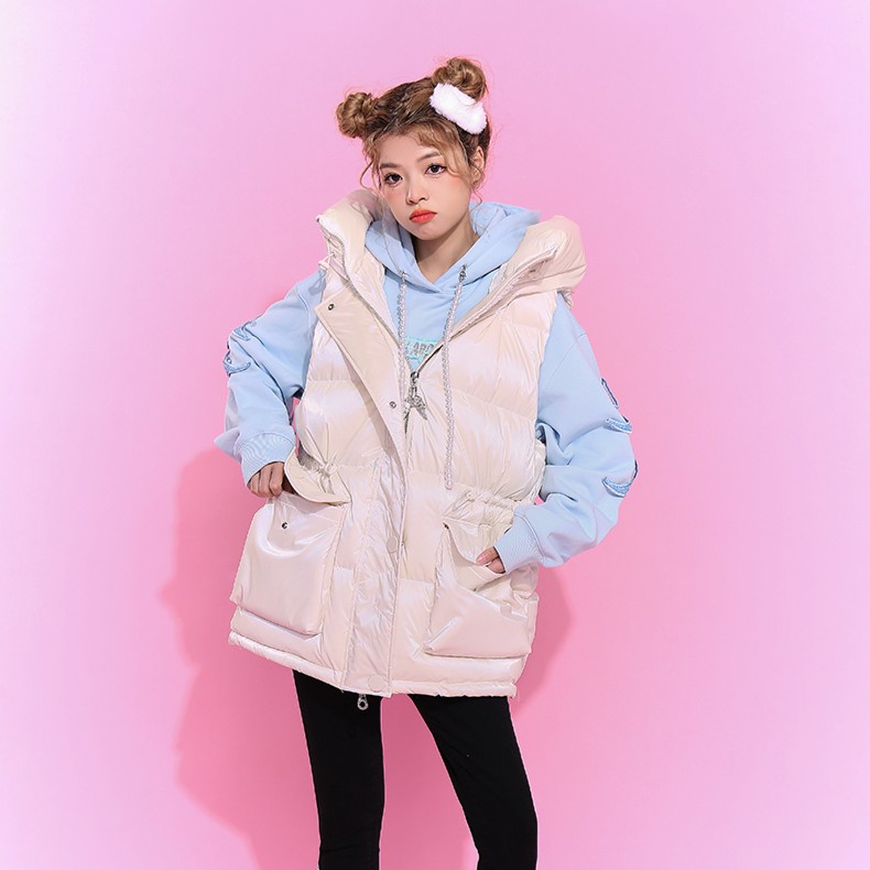 石家庄北国奥莱新款原创亮片羽翼刺绣羽绒马甲女L21D-WSSM11