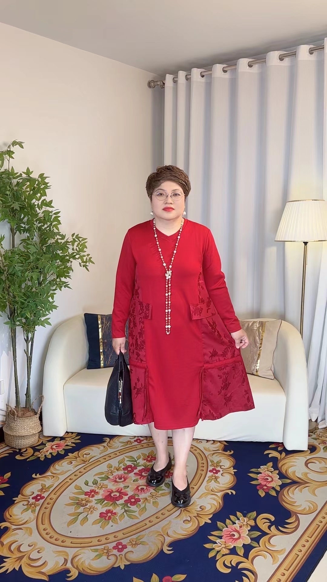 连衣裙针织衫时尚红色圆领长袖网红休闲百搭长款设计师秋冬提花