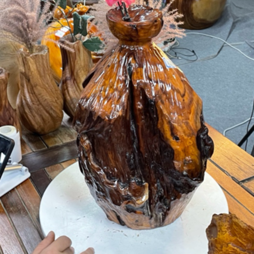 实木根雕花瓶香樟木摆件