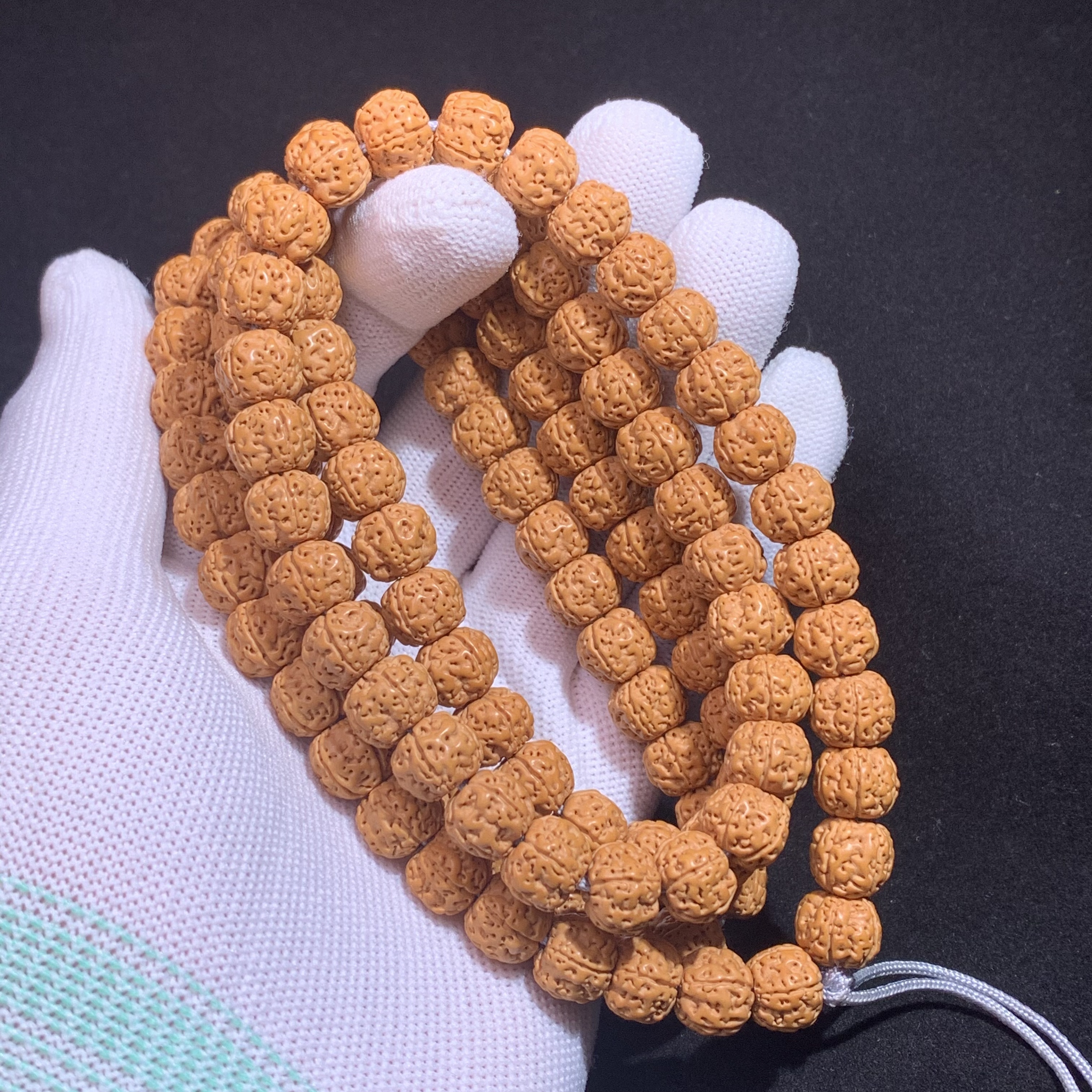 印尼蜂王小金刚菩提脖挂深度清理黄皮精挑精卡文玩好物
