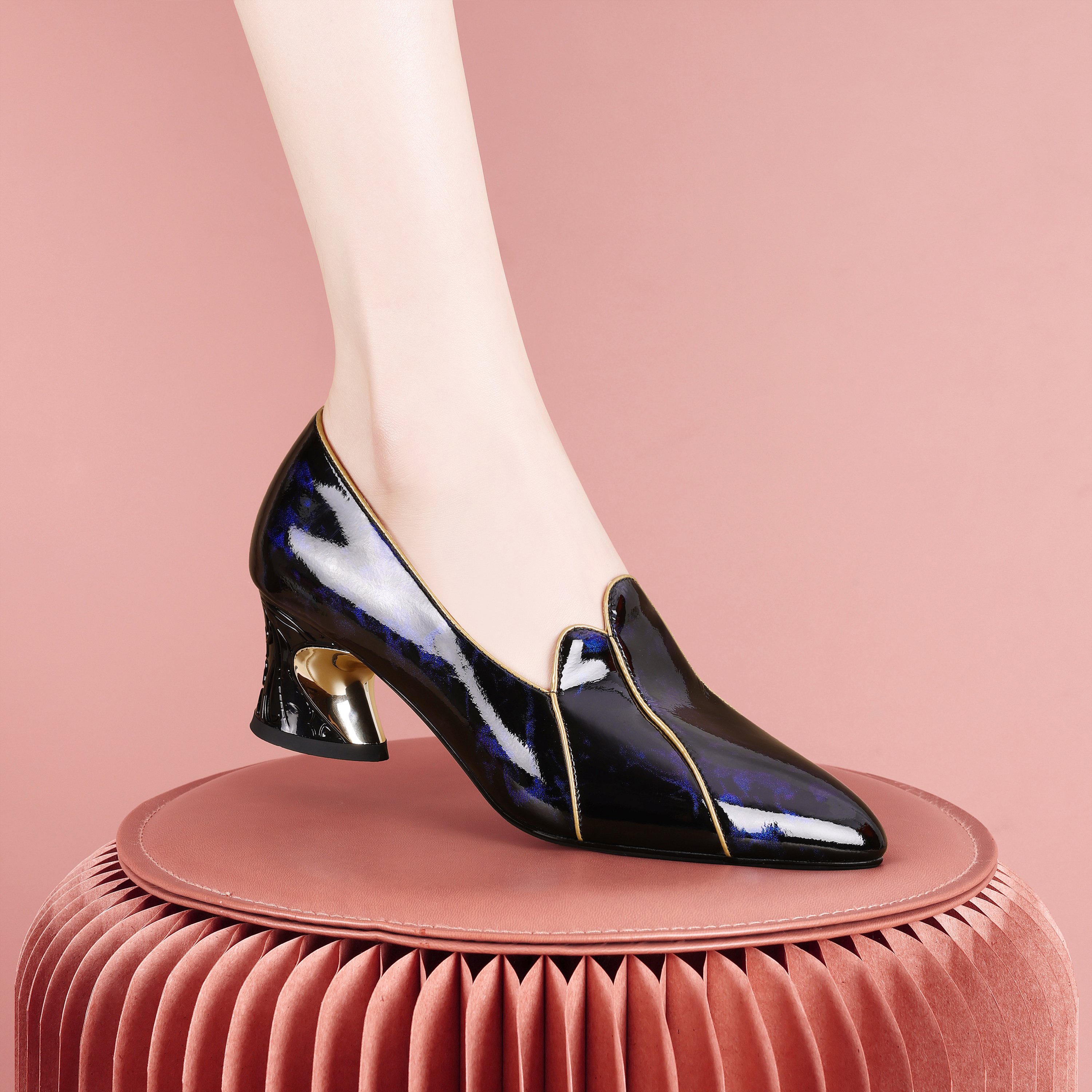 梵芮诗2024年新款春夏季尖头时尚简约平替好物气质粗跟单鞋-J1034