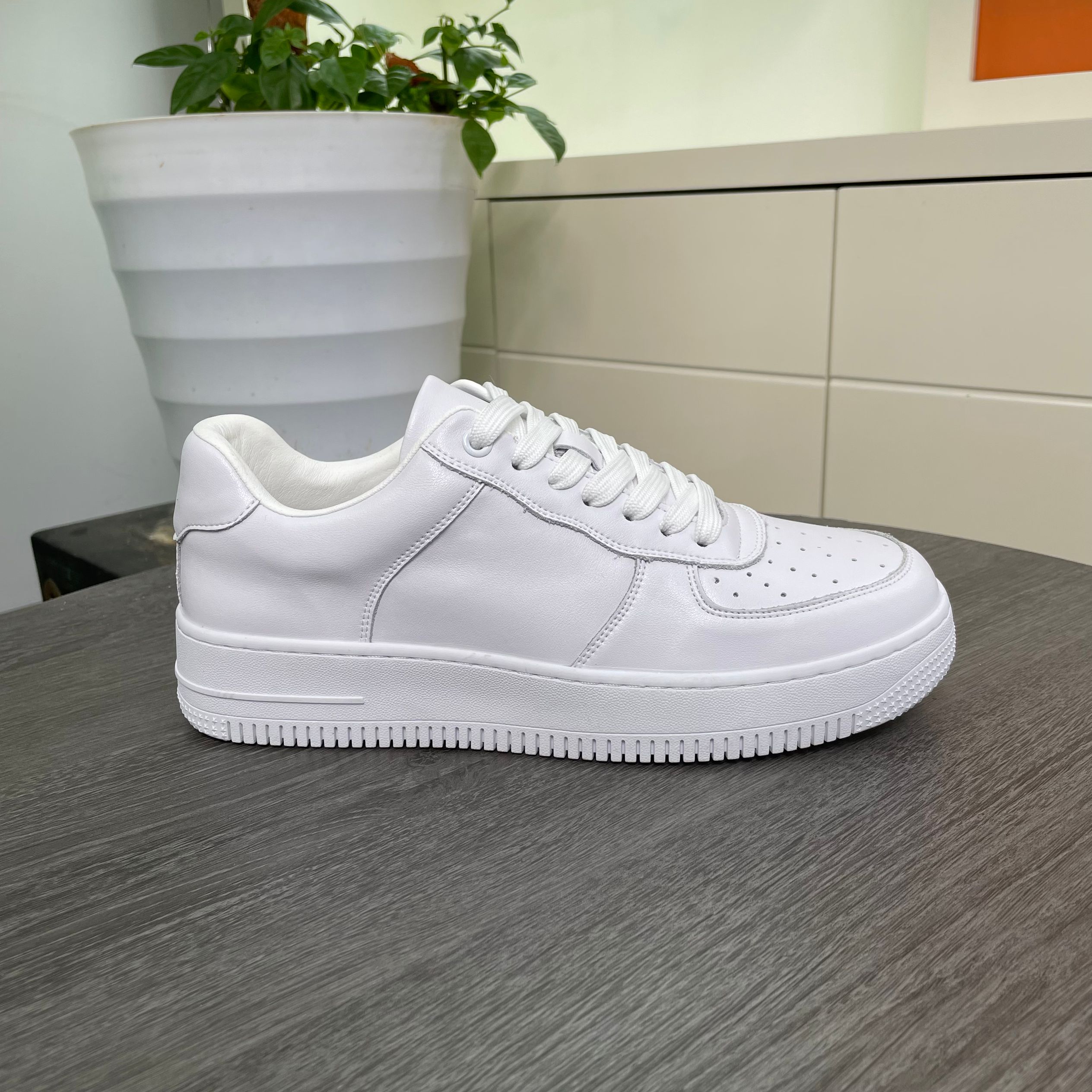 秋季新款男士休闲鞋韩版百搭男鞋厚底增高小白鞋男款防滑爆款鞋子