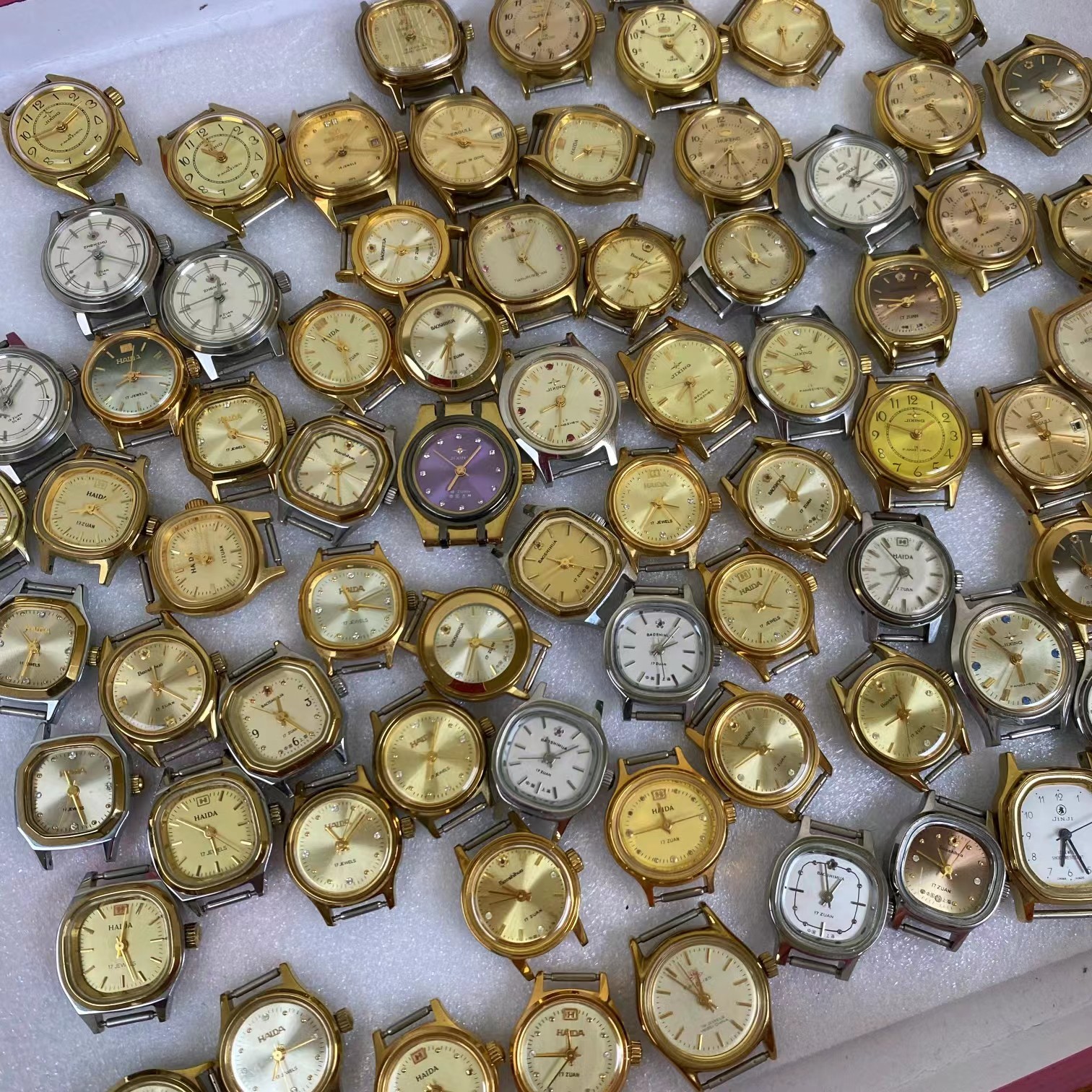 孤品 老牌海达桂花宝石花吉星红莲中古手动机械复古机芯