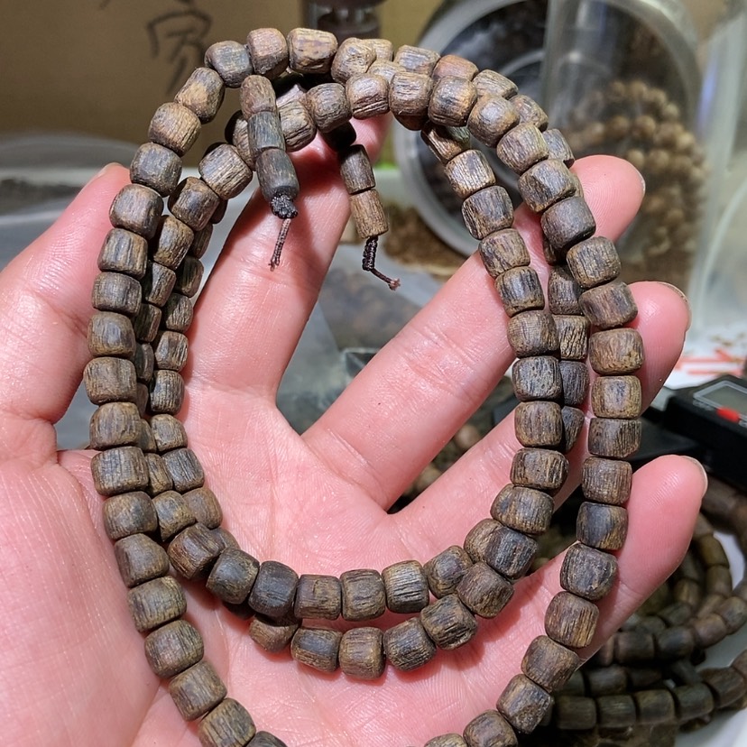 【闪购商品】沉香木手串M****s