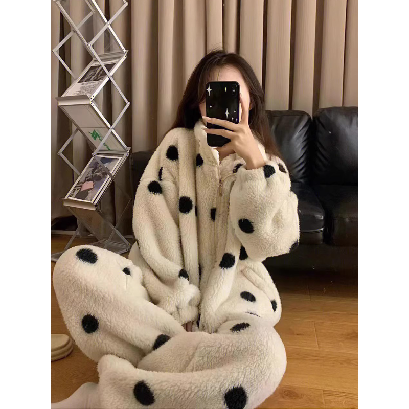 ins韩版波点印花珊瑚绒睡衣女冬款新款加绒加厚家居服套装可外穿