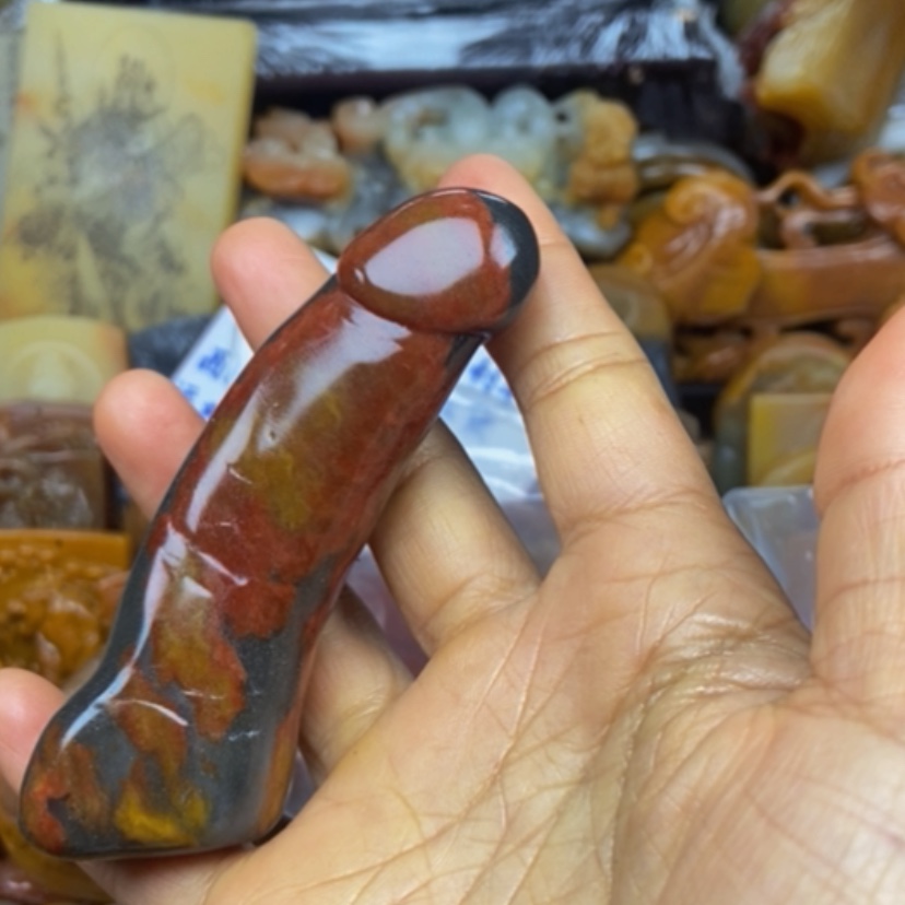 【闪购商品】石英质玉（黄龙玉）颈饰未镶嵌