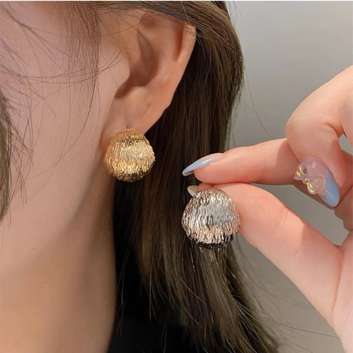 铜合金耳饰 褶皱曲面金属纹理耳环女小众设计感气质耳钉耳饰715