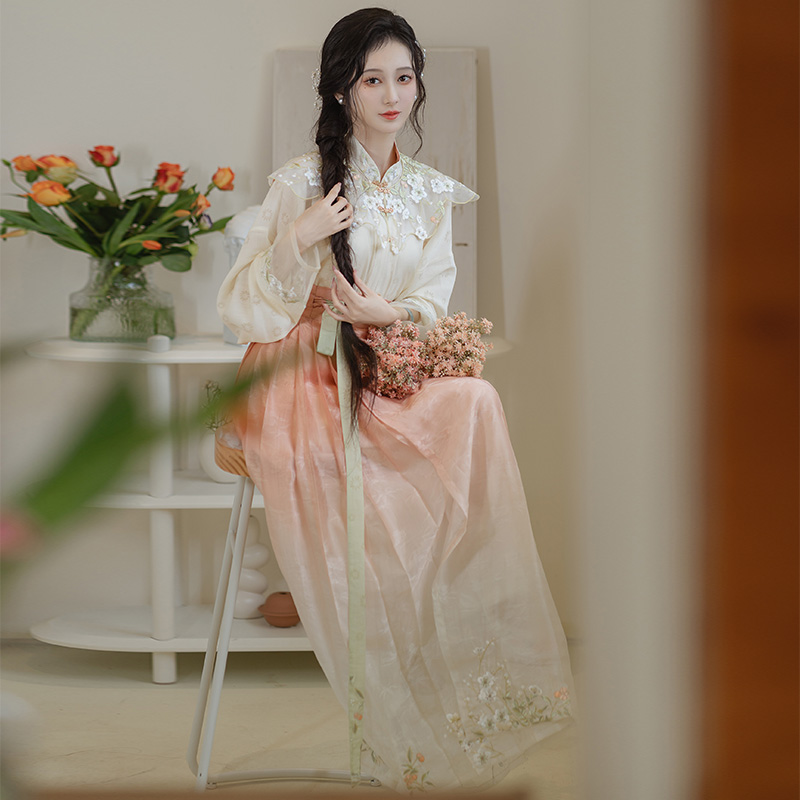 钟灵记【枕花眠】 春夏新款枕花眠 马面裙