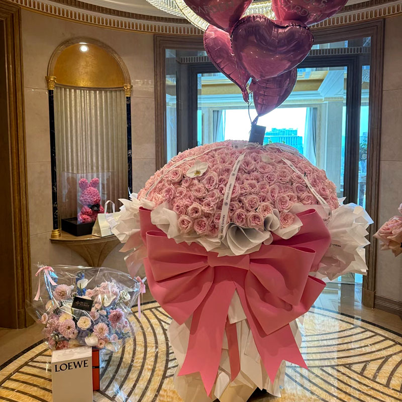 【心中女王】199朵365朵520朵999朵红粉玫瑰花束求婚表白结婚生日