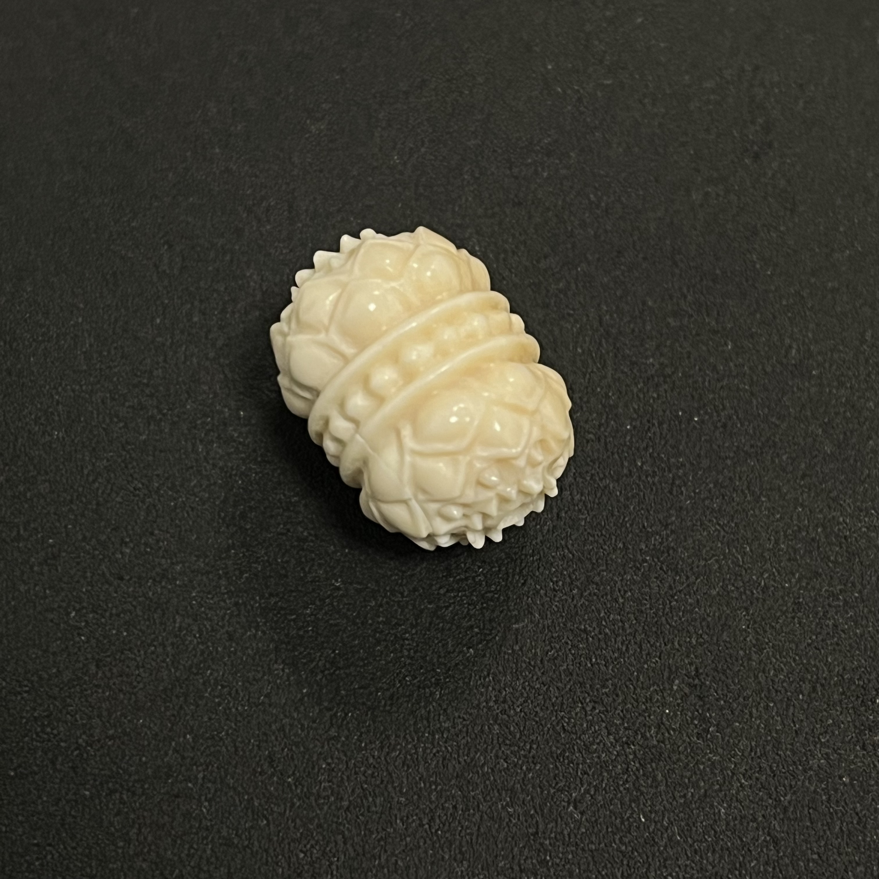 S5244-7-2   猛犸牙冰料【双莲花桶珠】顶珠文玩配饰