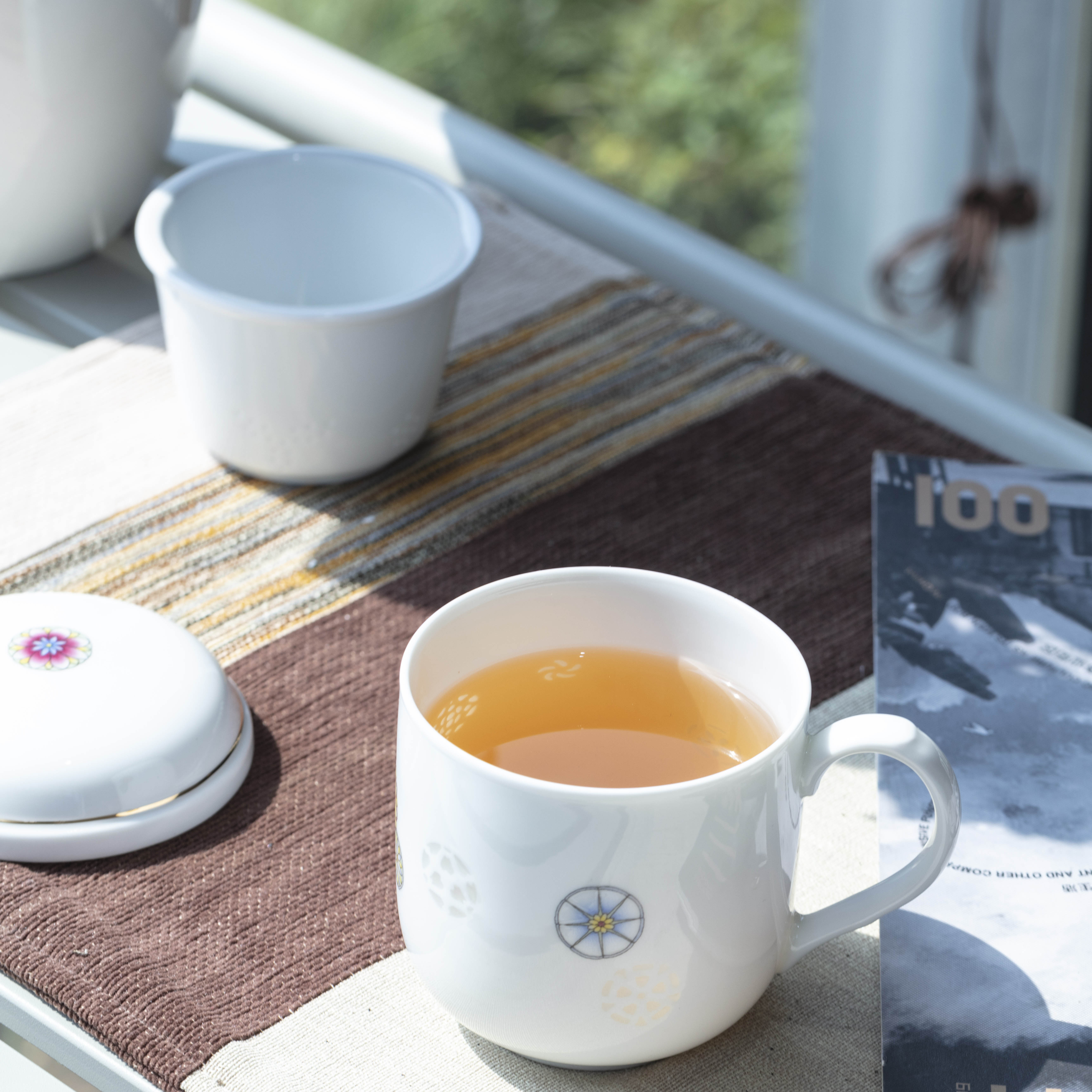 玉柏玲珑-粉彩皮球花中号过滤杯