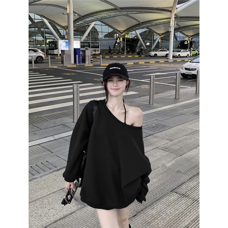 复古黑色斜领露肩卫衣女秋冬新款百搭宽松慵懒风oversize长袖上衣