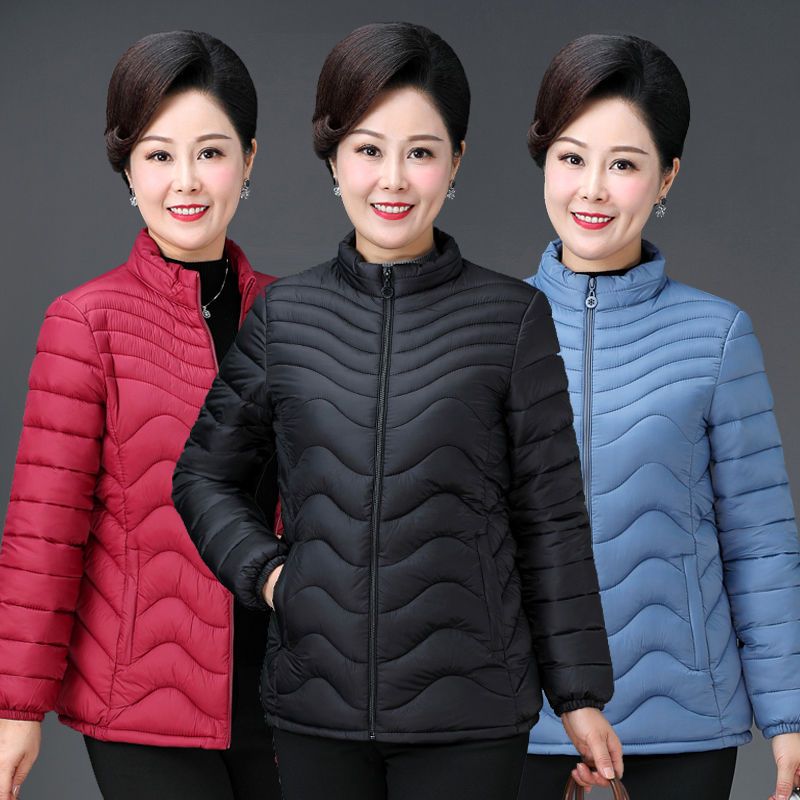 羽绒内胆中老年棉衣女短款轻薄羽绒服大码妈妈装秋冬新款羽绒衣